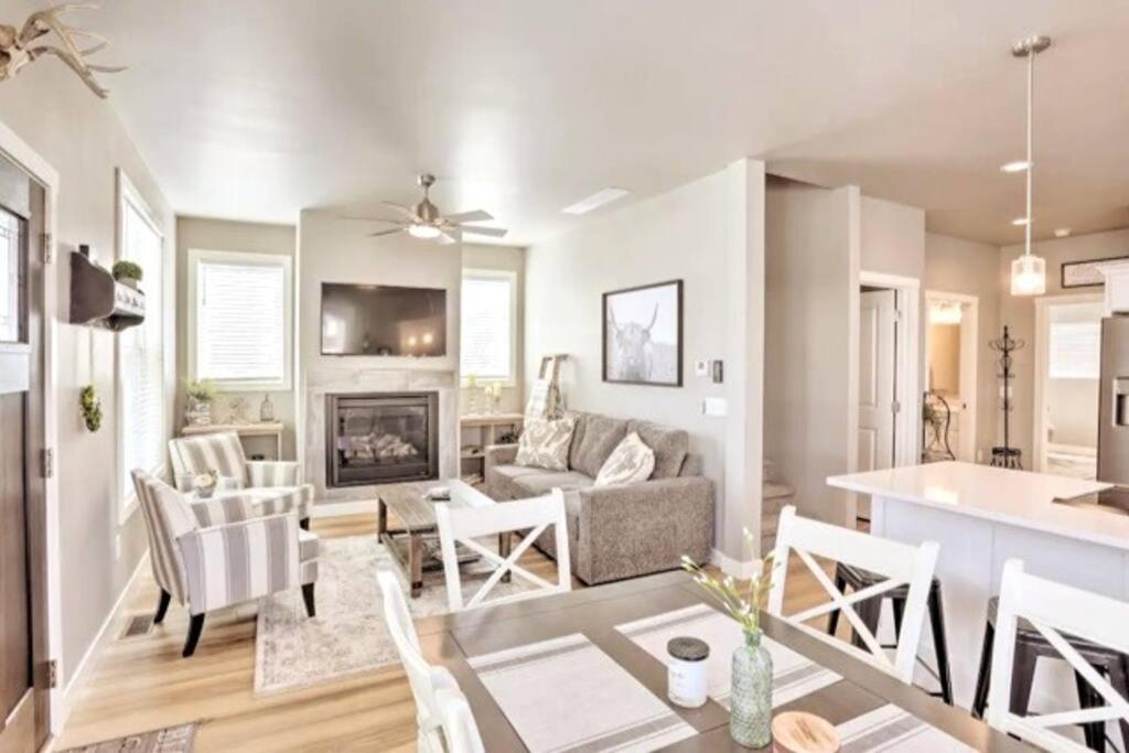 New! Cozy & Modern Spearfish Home Near Downtown! المظهر الخارجي الصورة