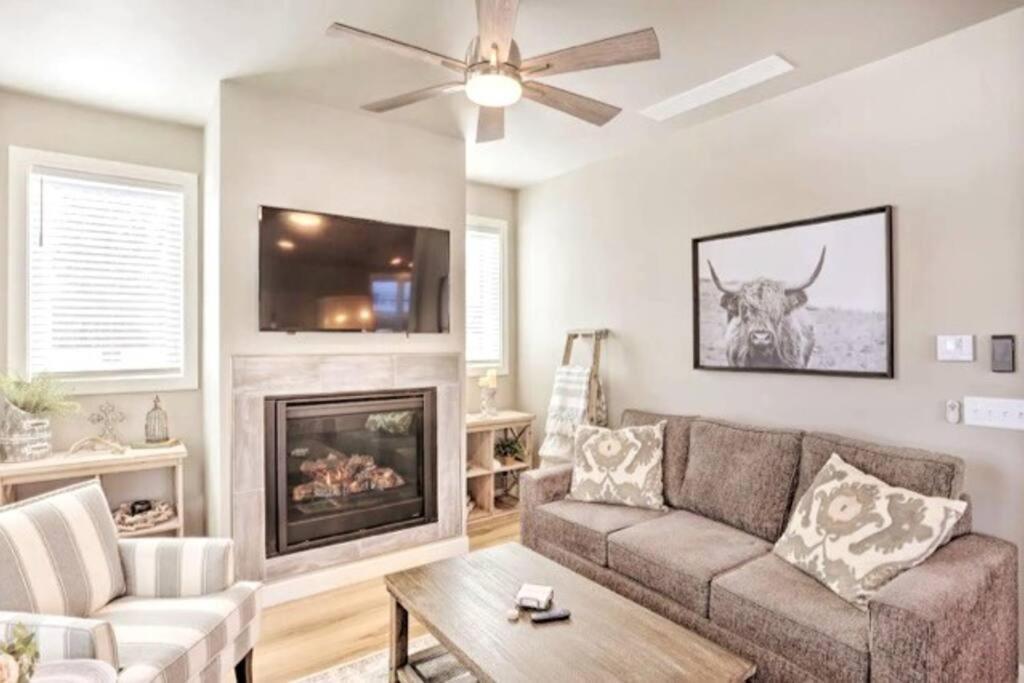 New! Cozy & Modern Spearfish Home Near Downtown! المظهر الخارجي الصورة